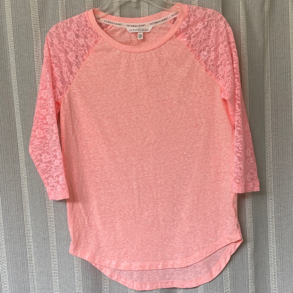 Victoria tee with 3/4 lace sleeves. Size S/P. $10